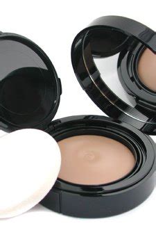 Chanel 40 Beige Teint Innocence SPF 10 Pressed Powder